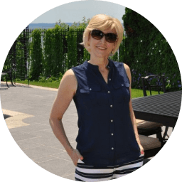 avatar of Catherine L., mom of a 15-year-old